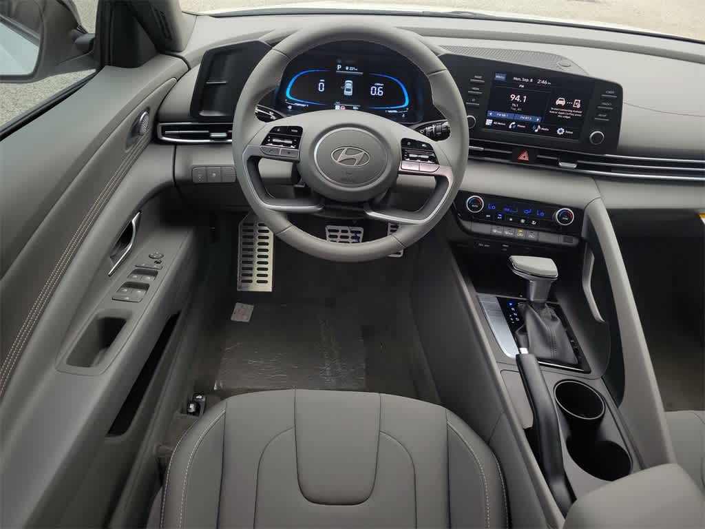 Thumbnail: 2025 Hyundai Elantra - 15