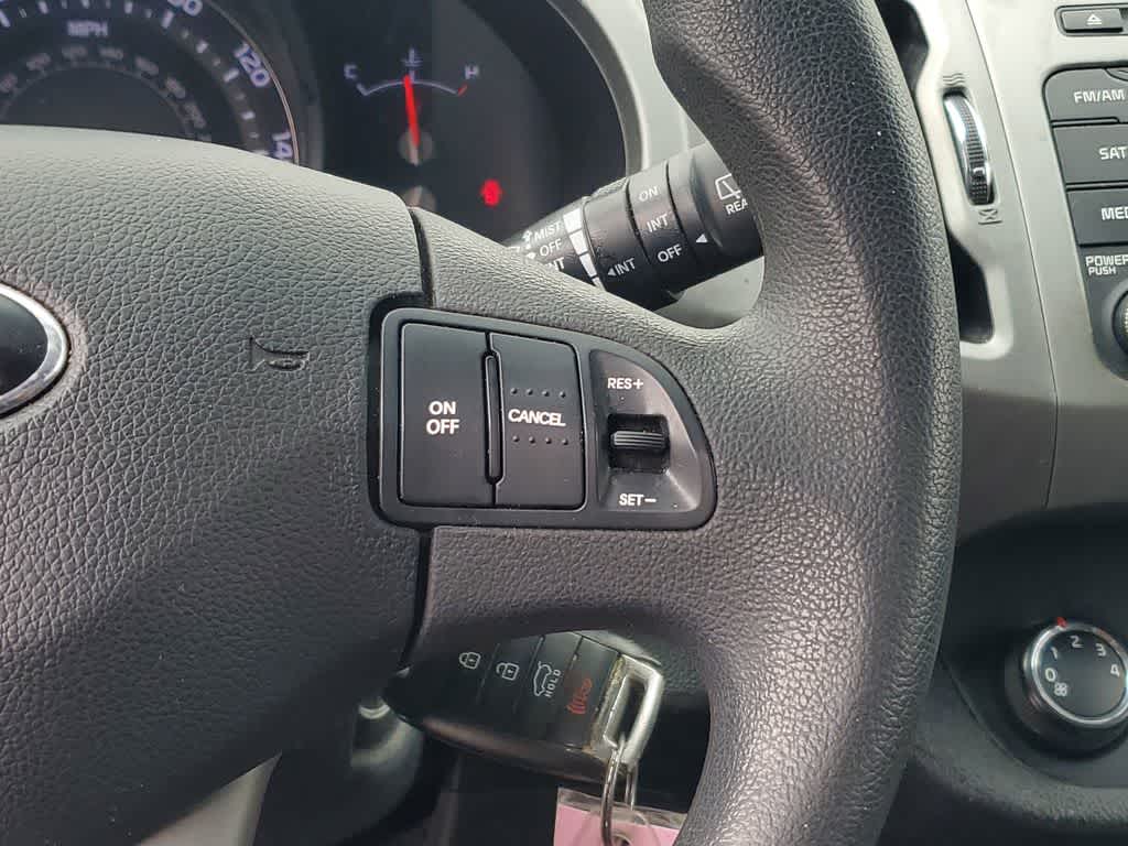 Thumbnail: 2015 Kia Sportage - 25