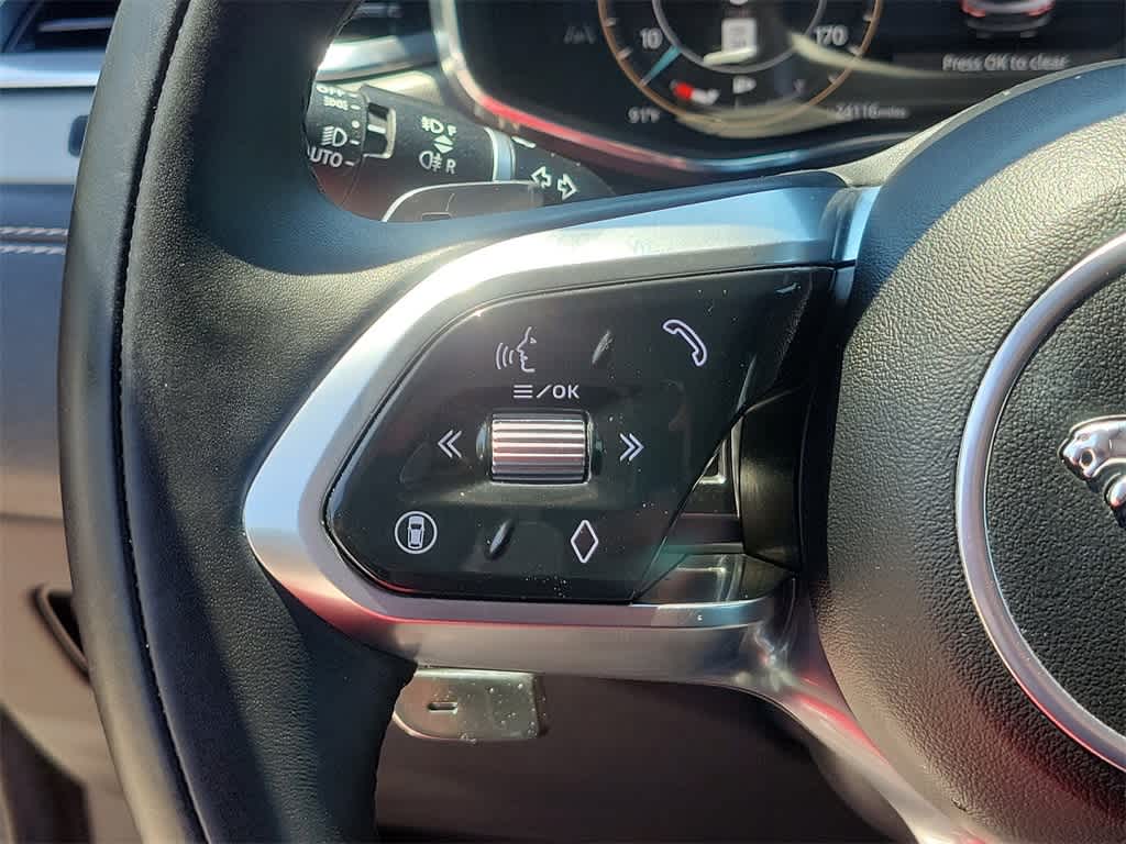 Thumbnail: 2025 Jaguar F-Pace - 26