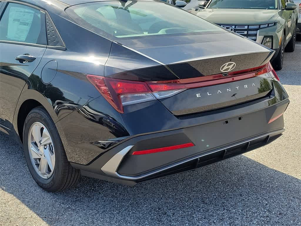 Thumbnail: 2025 Hyundai Elantra - 6