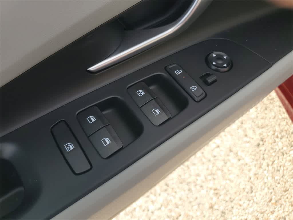 Thumbnail: 2025 Hyundai Elantra - 19