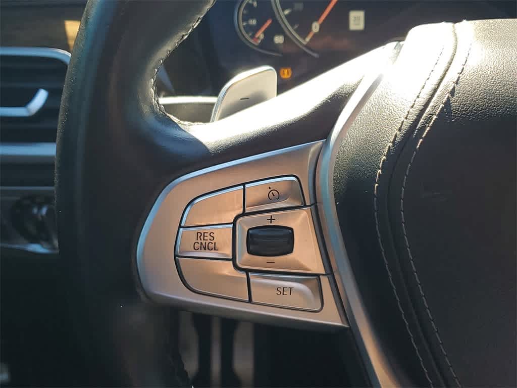 Thumbnail: 2019 BMW 7 Series - 26