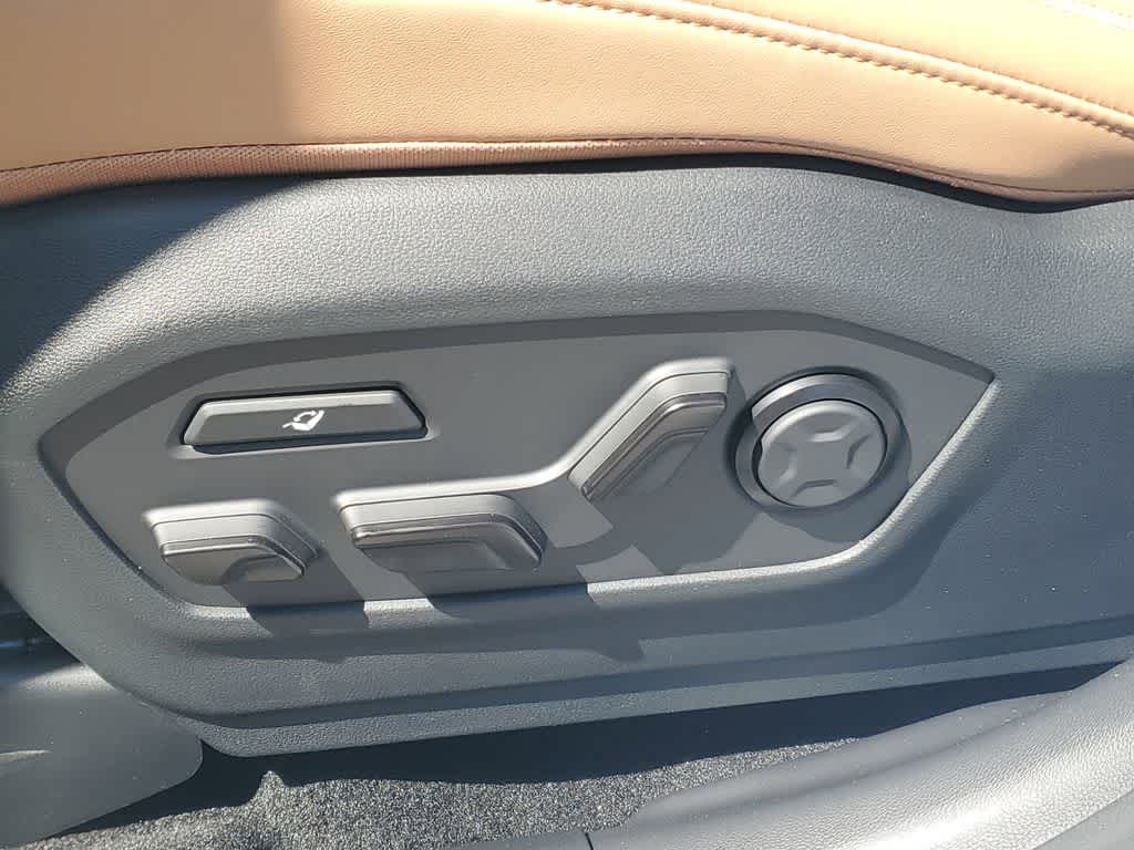 Thumbnail: 2026 Hyundai Santa Fe - 21