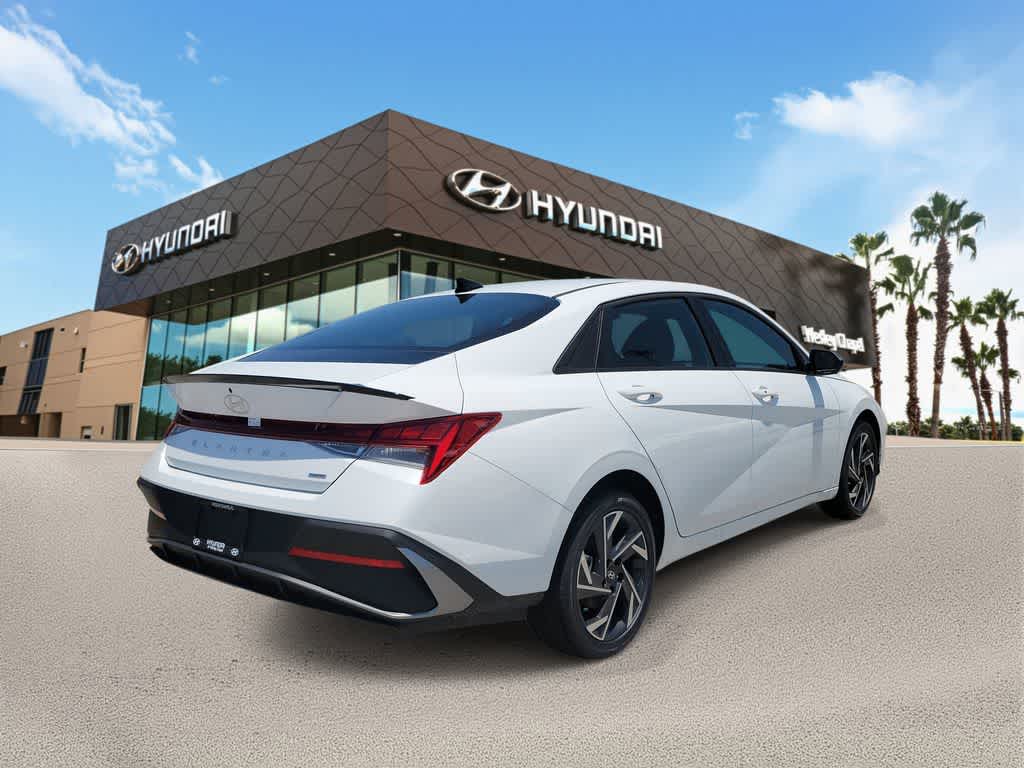 Thumbnail: 2025 Hyundai Elantra - 3