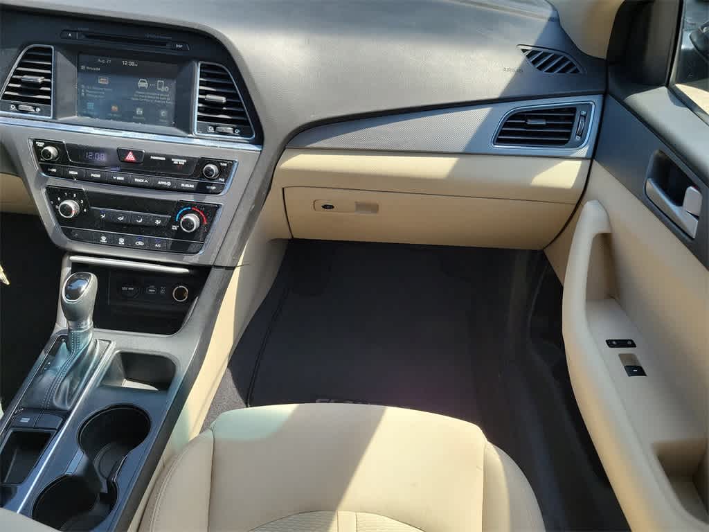 Thumbnail: 2016 Hyundai Sonata - 14