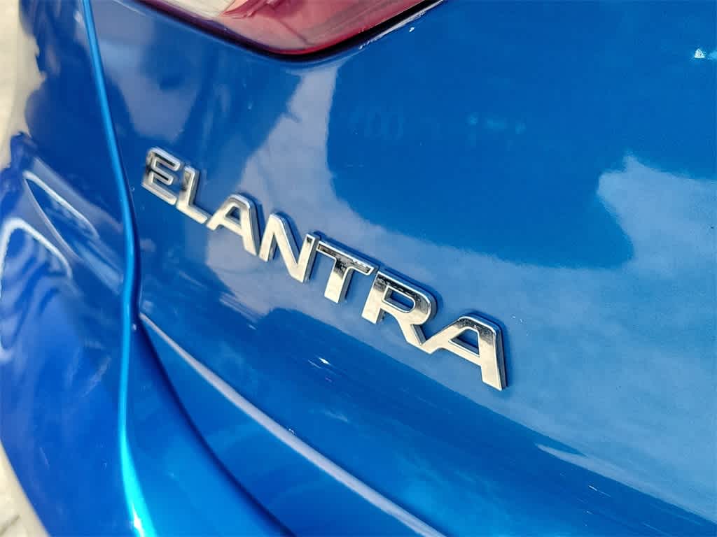 Thumbnail: 2018 Hyundai Elantra - 7