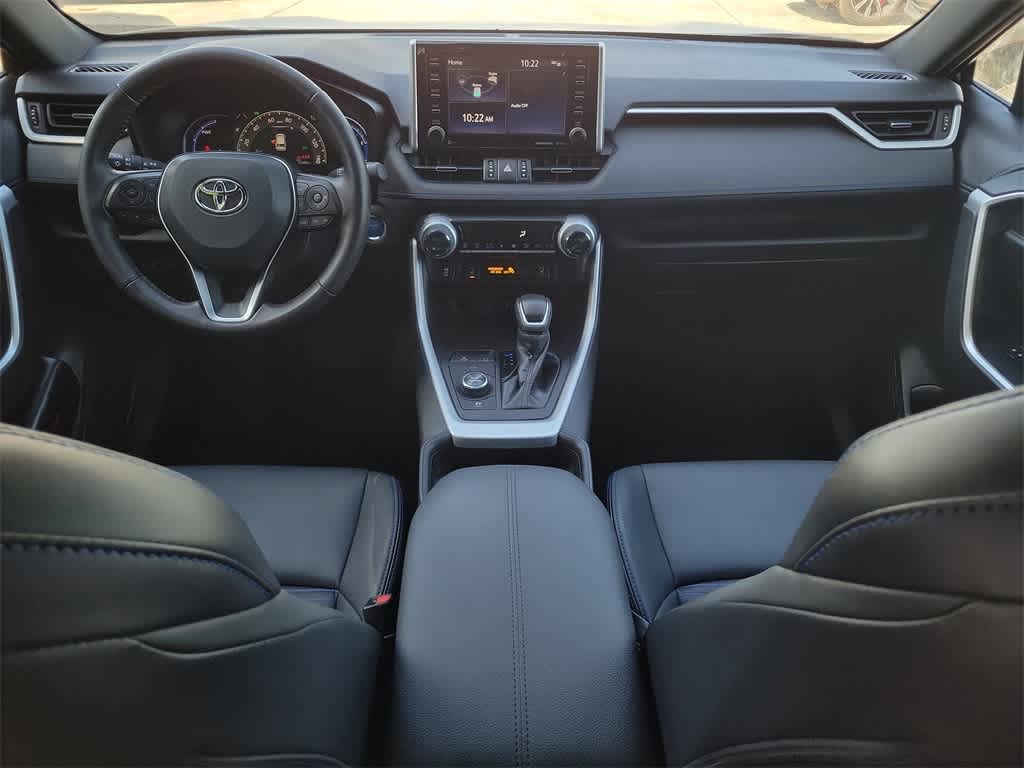 Thumbnail: 2021 Toyota RAV4 - 10