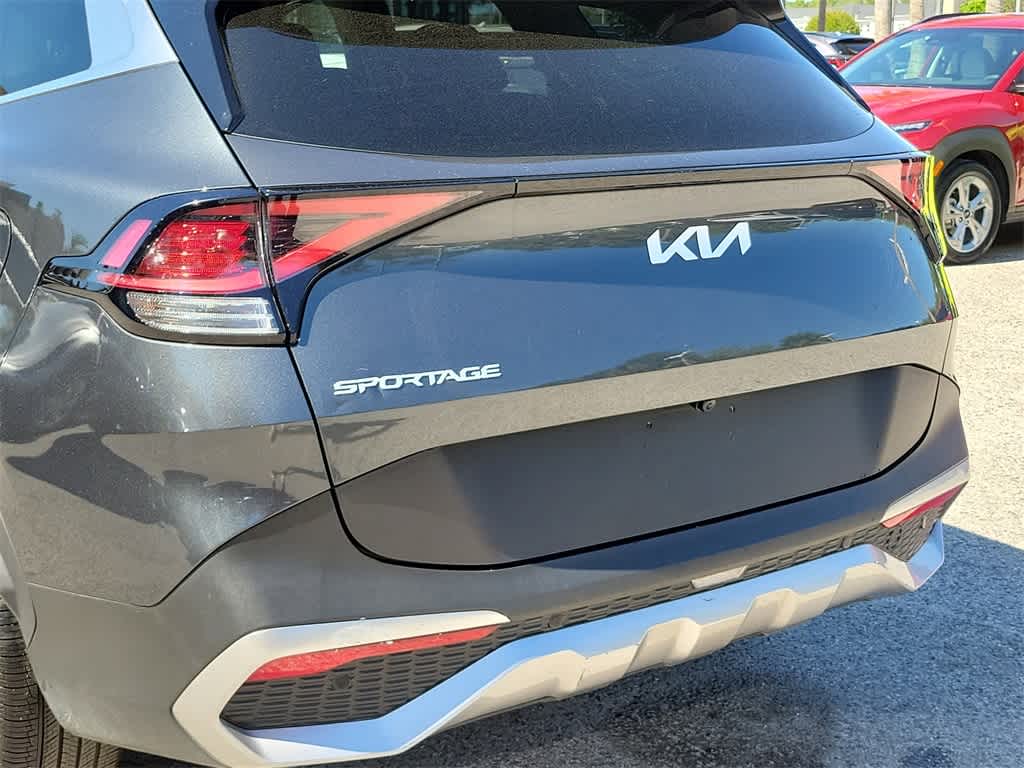 Thumbnail: 2024 Kia Sportage - 12