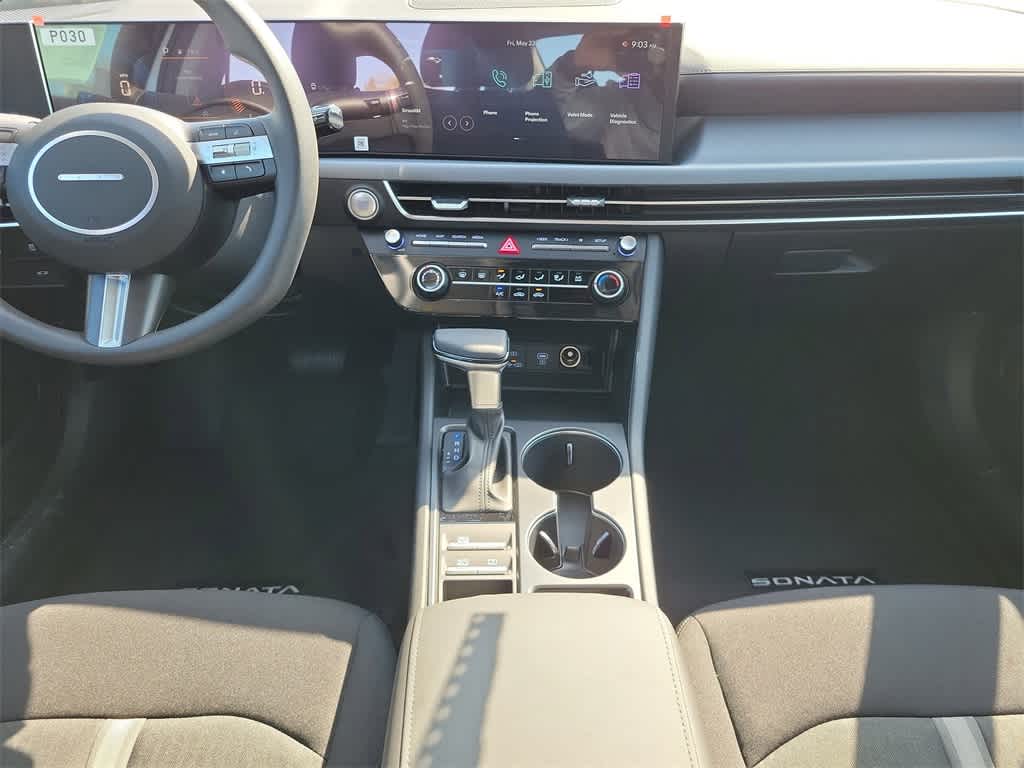 2025 Hyundai Sonata SE 12