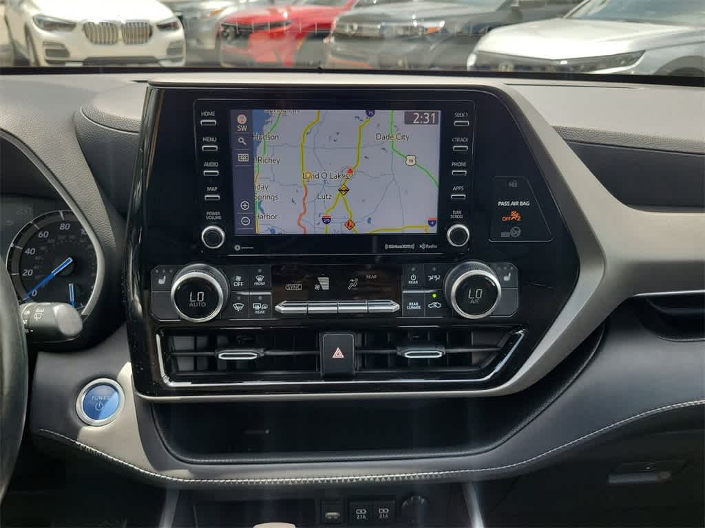 Thumbnail: 2020 Toyota Highlander - 18