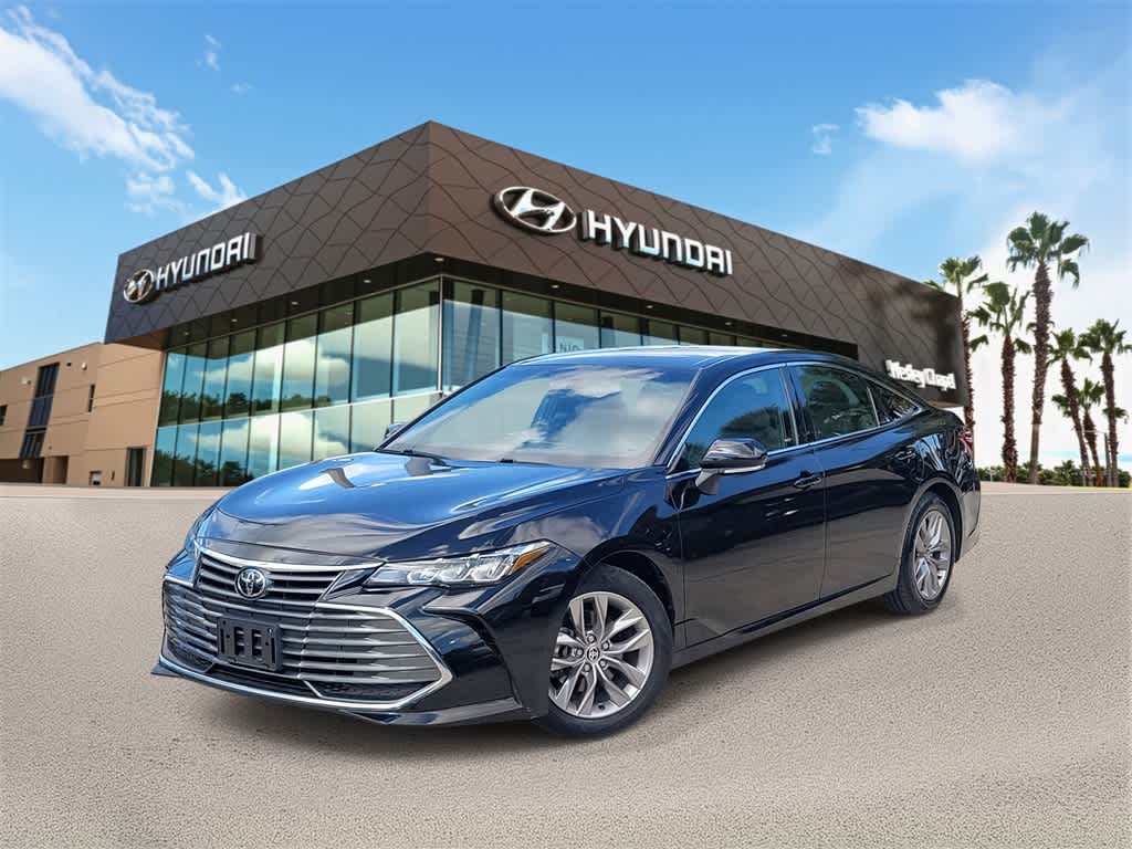 Thumbnail: 2021 Toyota Avalon - 1