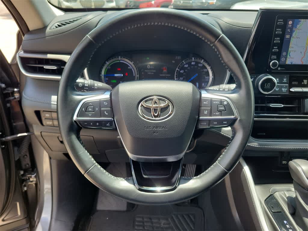 Thumbnail: 2020 Toyota Highlander - 23