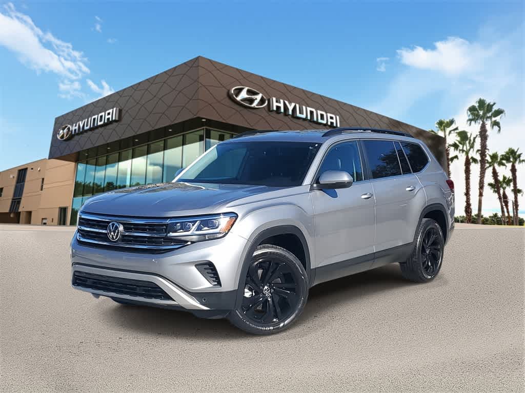 Thumbnail: 2022 Volkswagen Atlas - 1