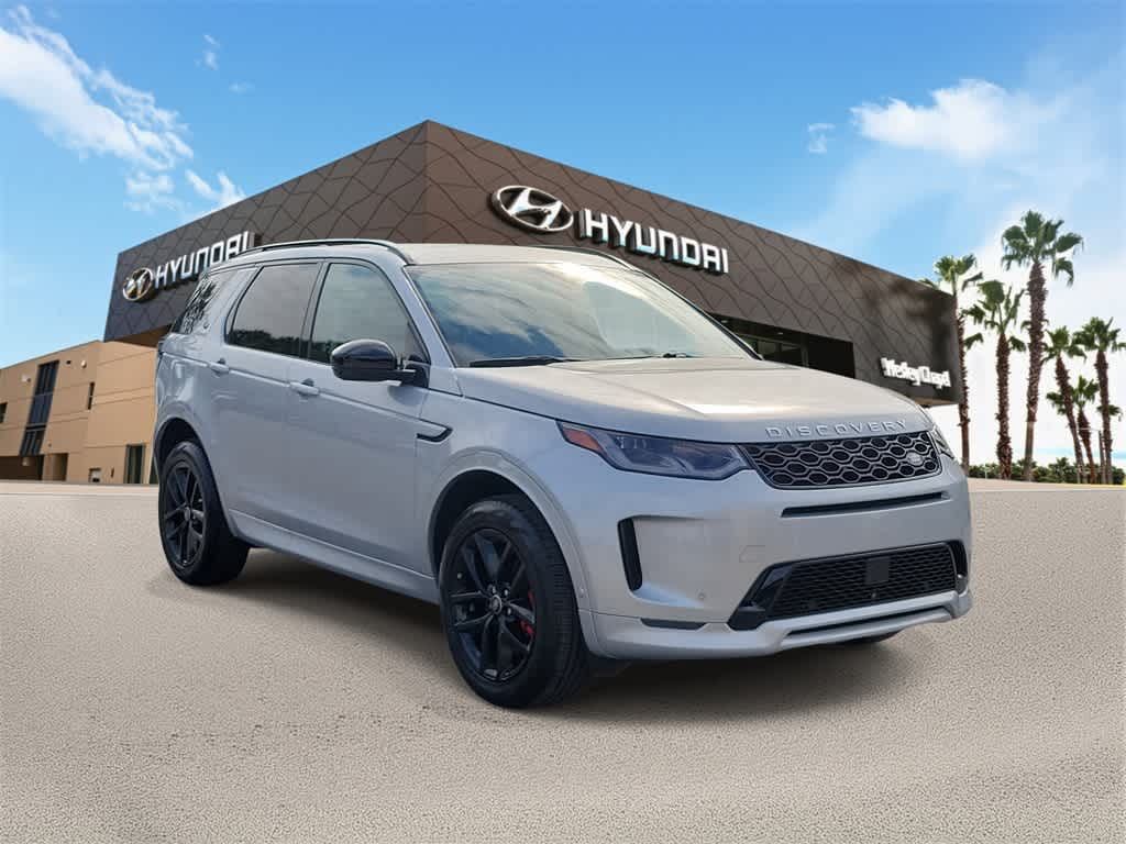 Thumbnail: 2024 Land Rover Discovery Sport - 4