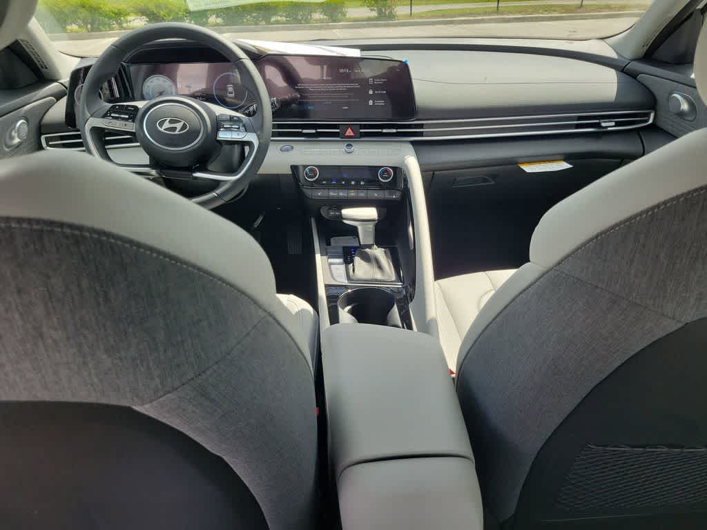 Thumbnail: 2026 Hyundai Elantra - 11