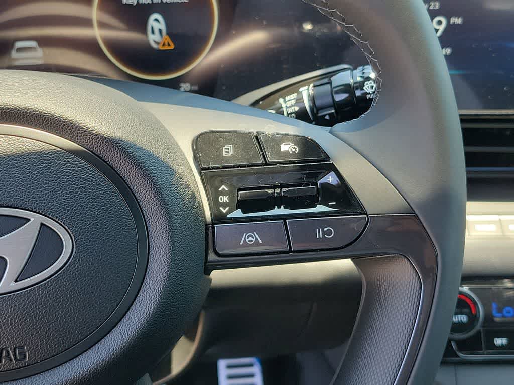 Thumbnail: 2025 Hyundai Elantra - 21