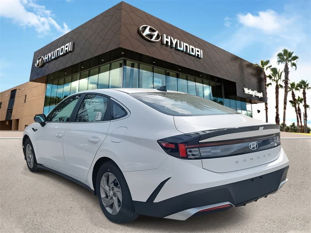 2025 Hyundai Sonata SE 4