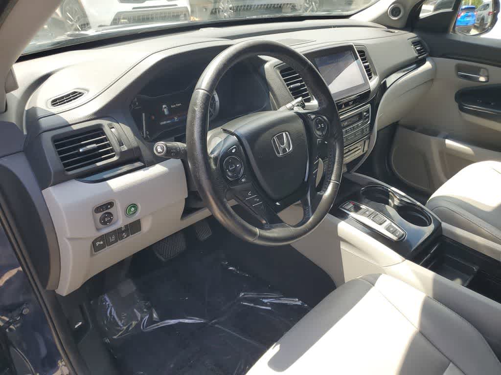 Thumbnail: 2016 Honda Pilot - 23