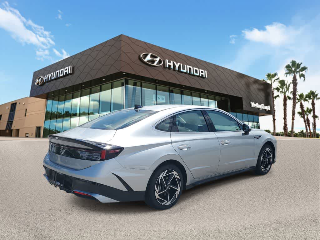 Thumbnail: 2026 Hyundai Sonata - 3