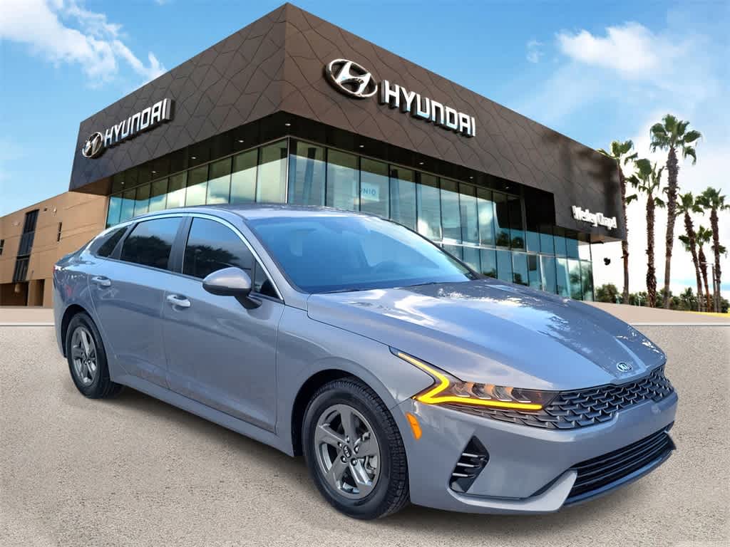 Thumbnail: 2021 Kia K5 - 4