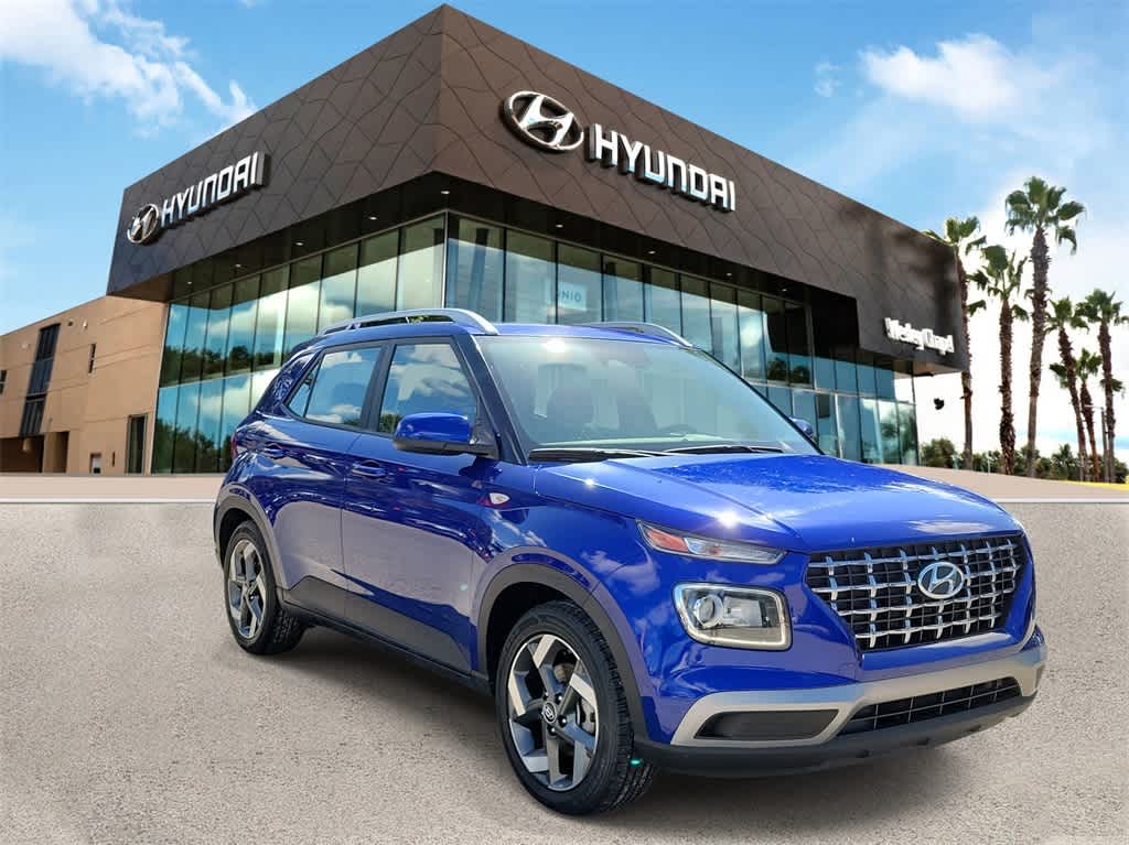 Thumbnail: 2023 Hyundai Venue - 7