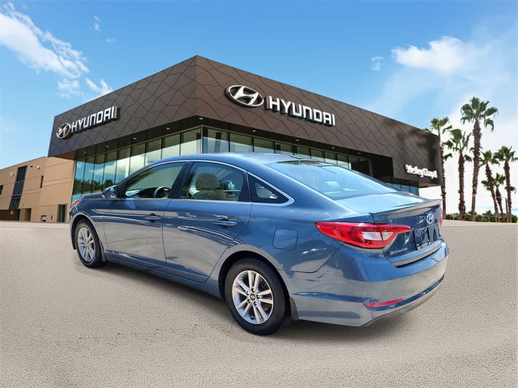 Thumbnail: 2016 Hyundai Sonata - 2