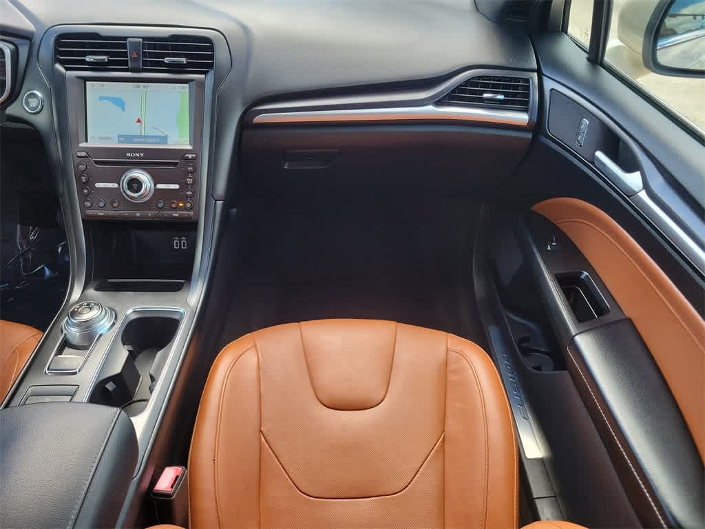 Thumbnail: 2019 Ford Fusion - 15