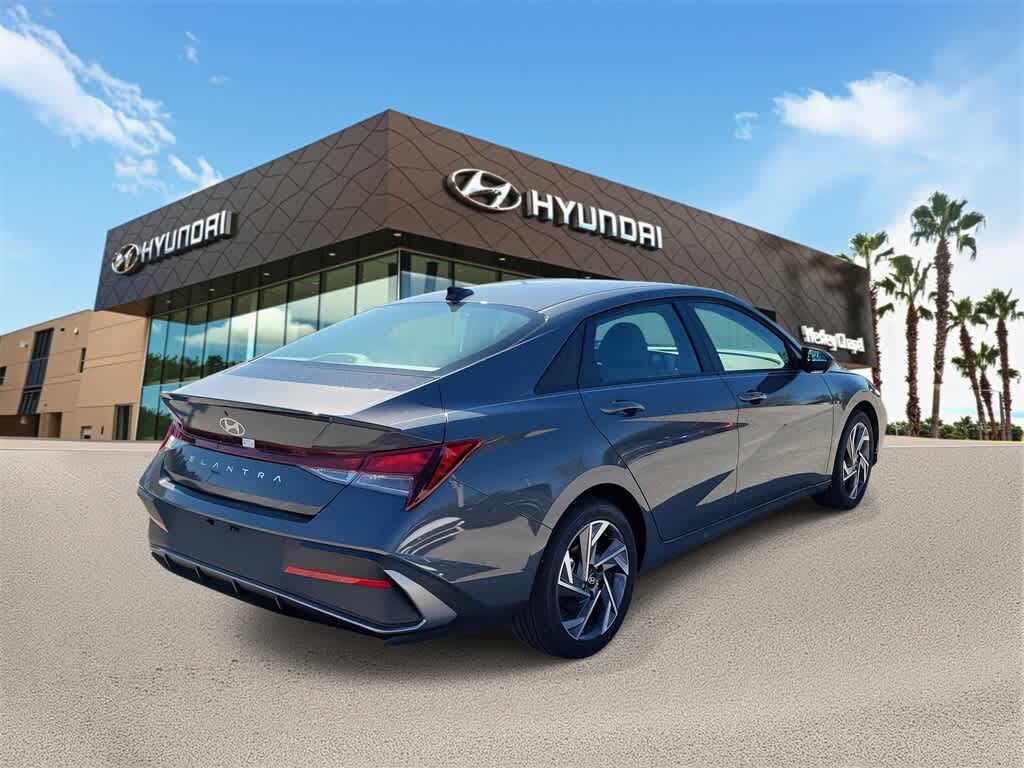 New 2025 Hyundai Elantra SEL Sport Sedan