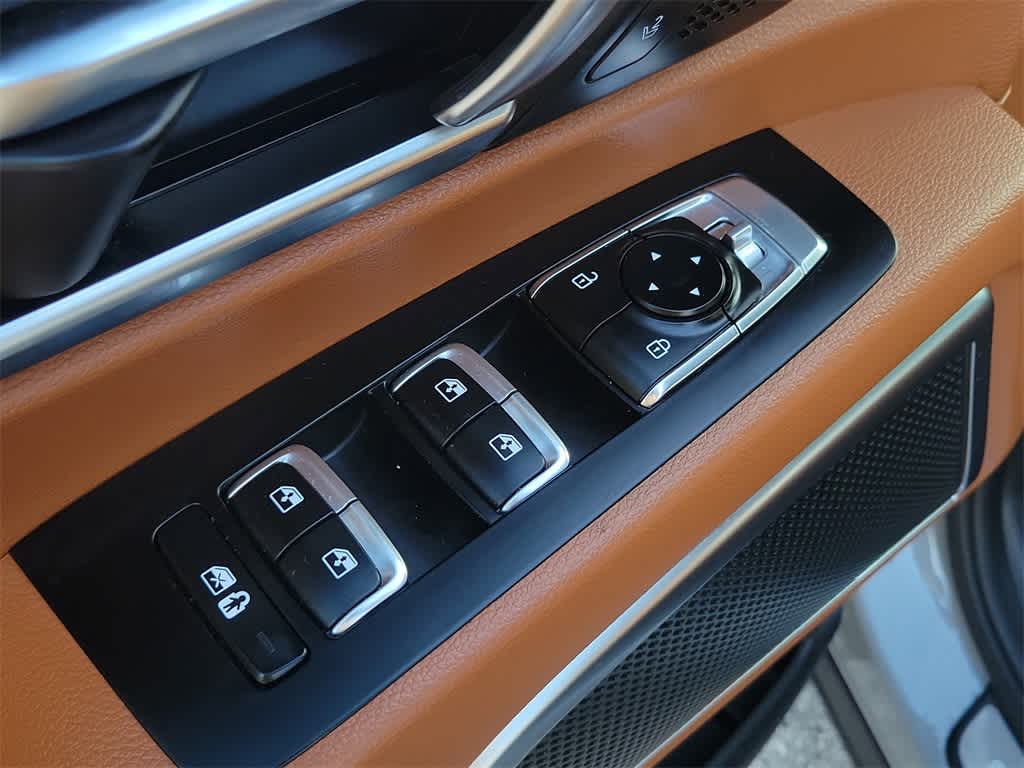 Thumbnail: 2024 Kia Telluride - 19