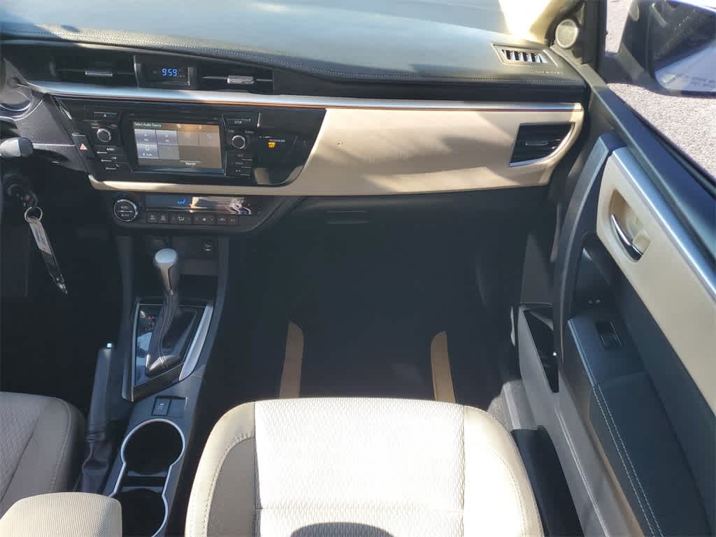 Thumbnail: 2015 Toyota Corolla - 13