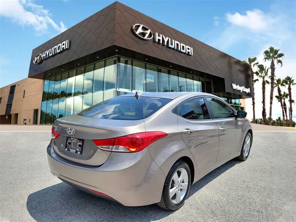 2012 Hyundai Elantra GLS 3