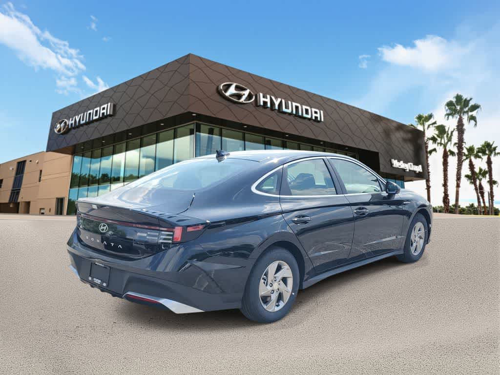 Thumbnail: 2026 Hyundai Sonata - 3