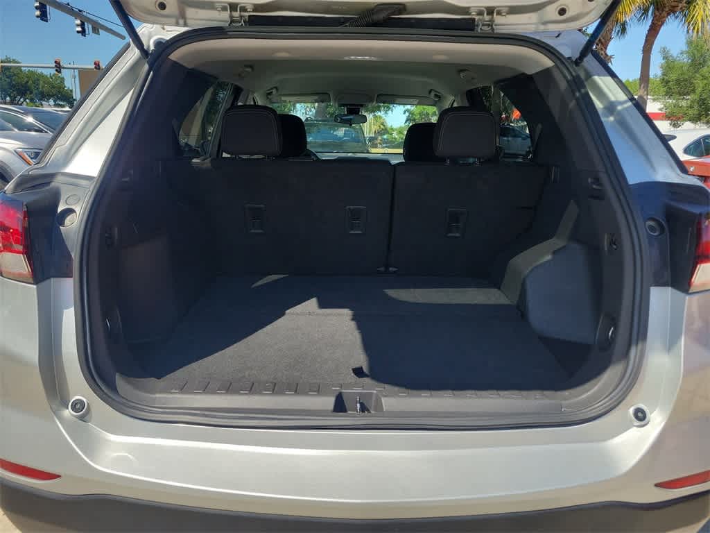 Thumbnail: 2022 Chevrolet Equinox - 15