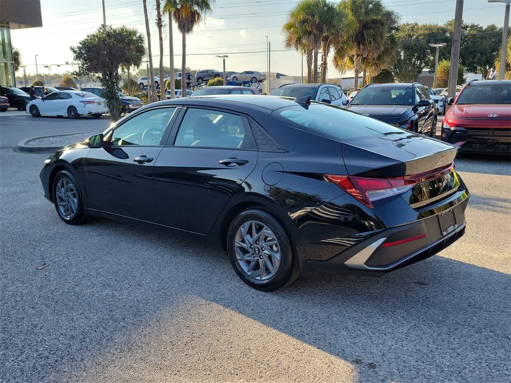 Thumbnail: 2024 Hyundai Elantra - 2