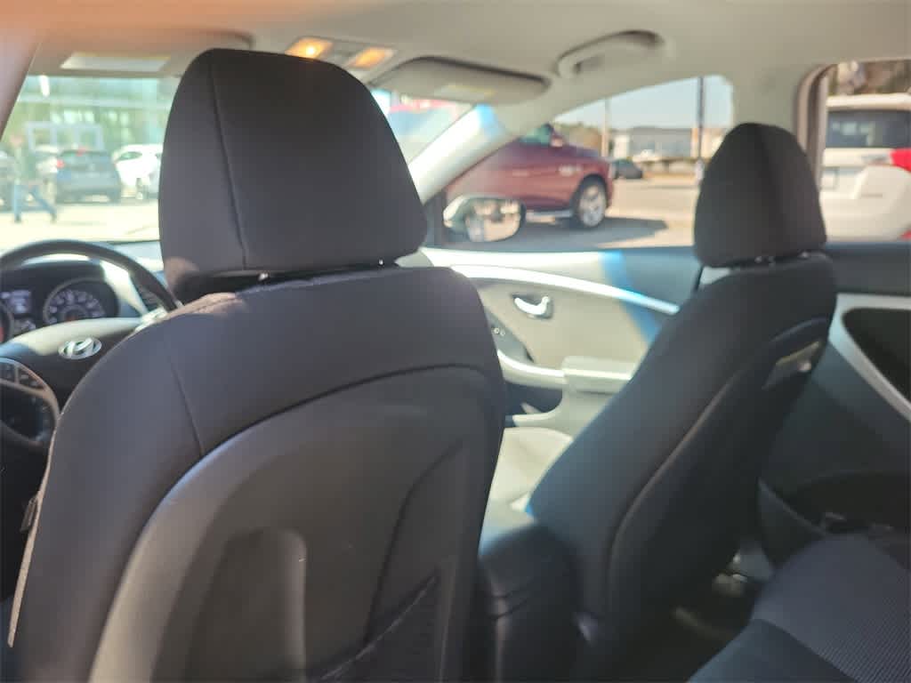 Thumbnail: 2016 Hyundai Elantra - 8