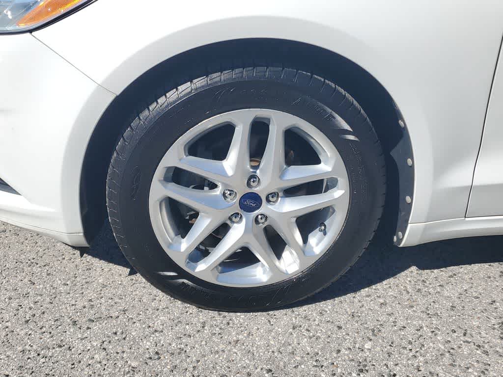 Thumbnail: 2013 Ford Fusion - 5