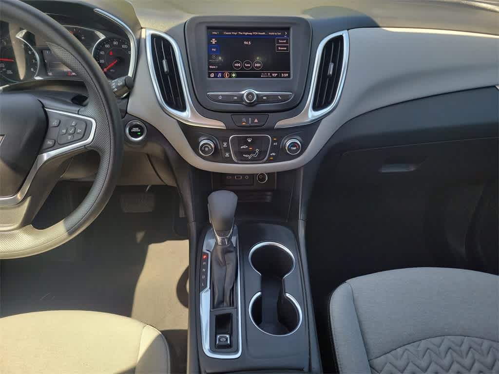 Thumbnail: 2022 Chevrolet Equinox - 14