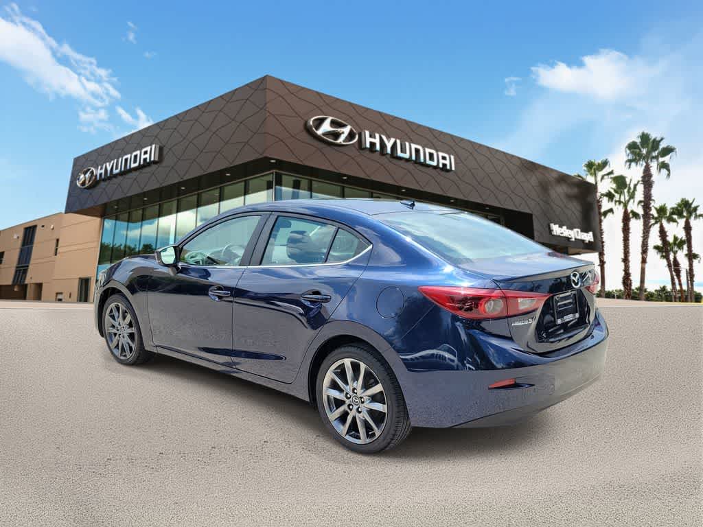 Thumbnail: 2018 Mazda Mazda3 - 2