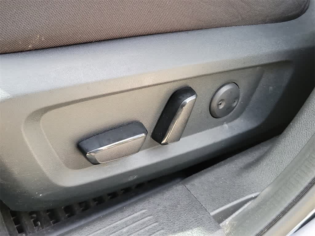 Thumbnail: 2022 Nissan Rogue - 24