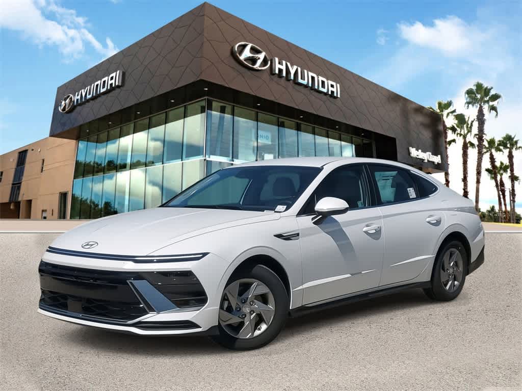 2025 Hyundai Sonata SE Hero Image