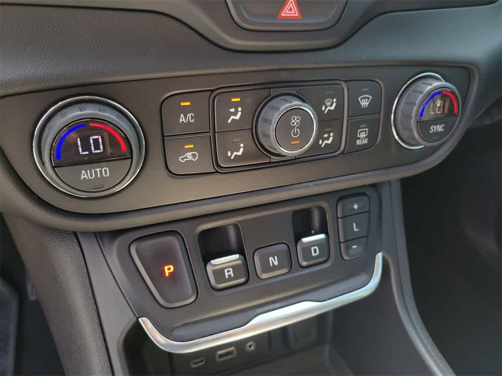 Thumbnail: 2019 GMC Terrain - 27