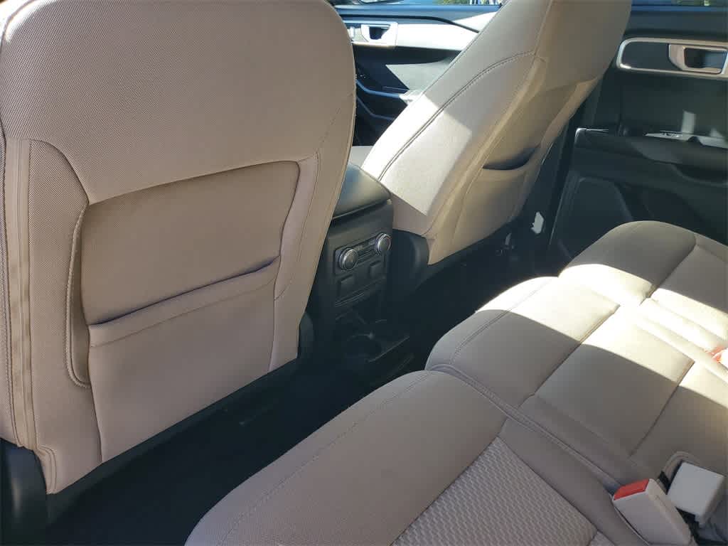 Thumbnail: 2022 Ford Explorer - 10