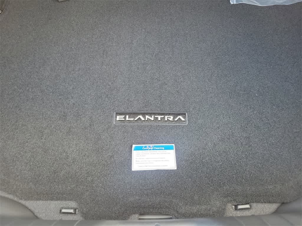 Thumbnail: 2025 Hyundai Elantra - 8