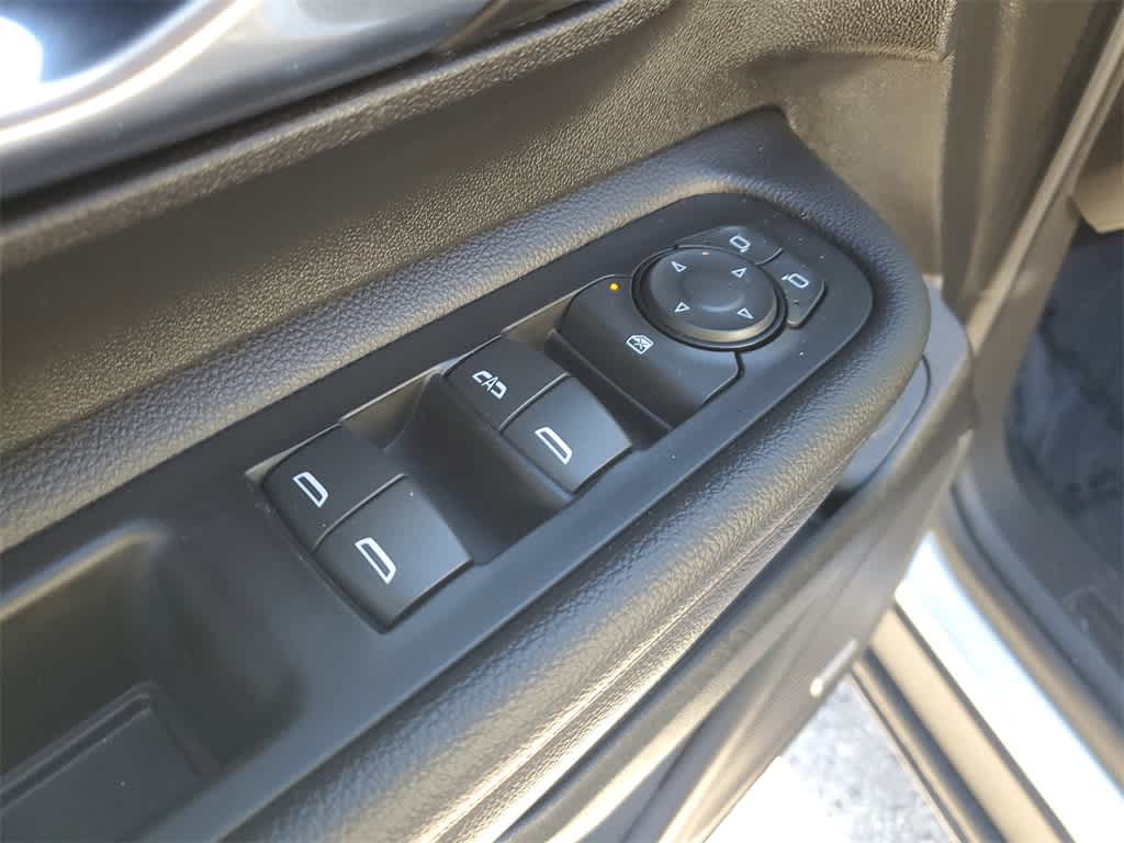 Thumbnail: 2022 GMC Terrain - 17