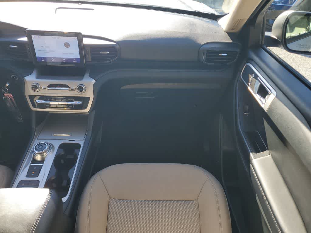 Thumbnail: 2022 Ford Explorer - 13