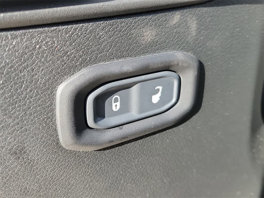 Thumbnail: 2020 Jeep Gladiator - 23