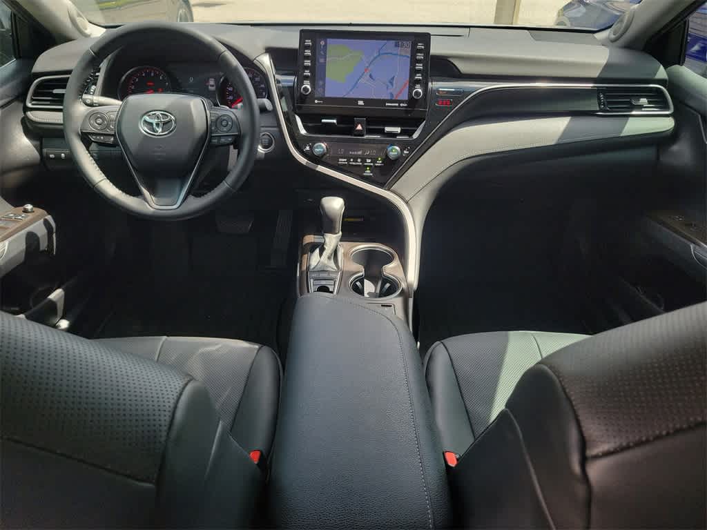 Thumbnail: 2022 Toyota Camry - 12