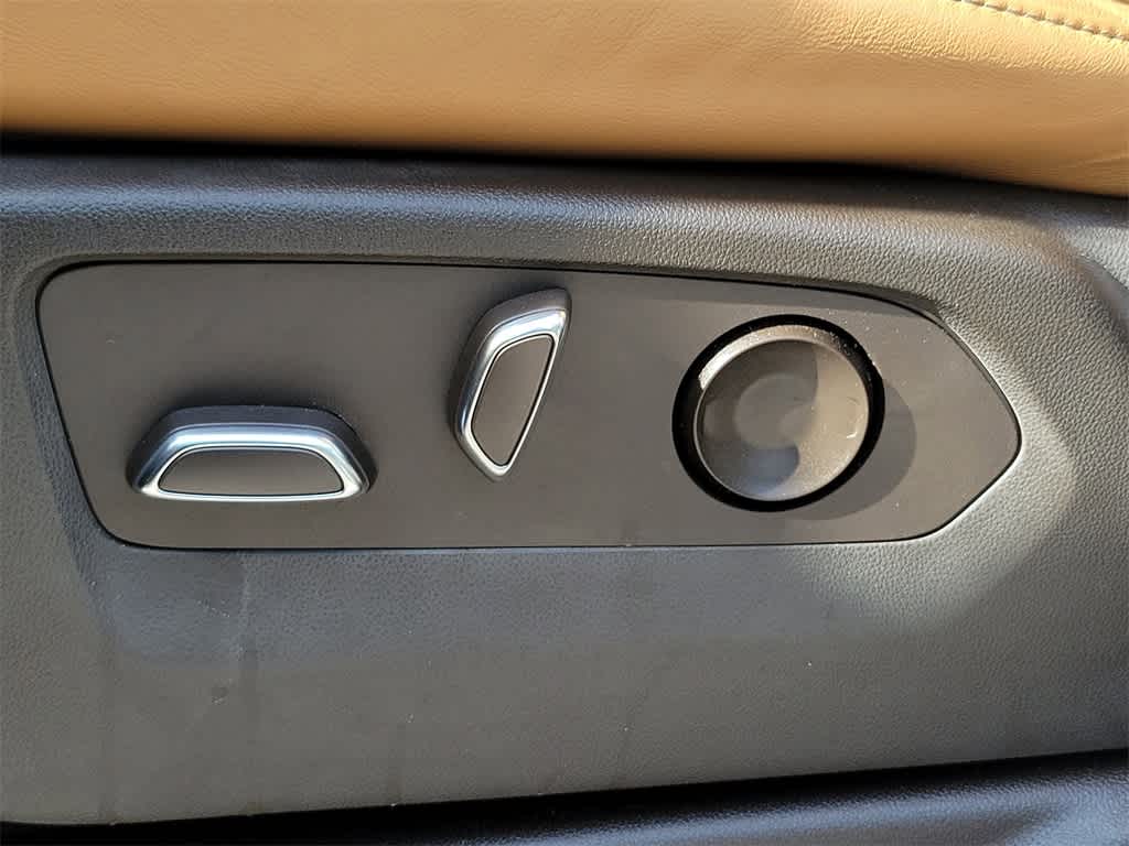 Thumbnail: 2023 Cadillac Escalade - 22