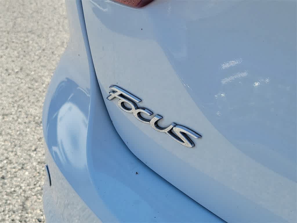 Thumbnail: 2012 Ford Focus - 7