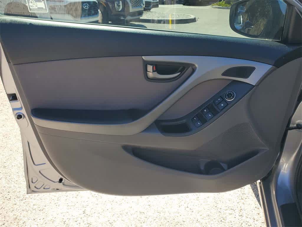 Thumbnail: 2016 Hyundai Elantra - 15